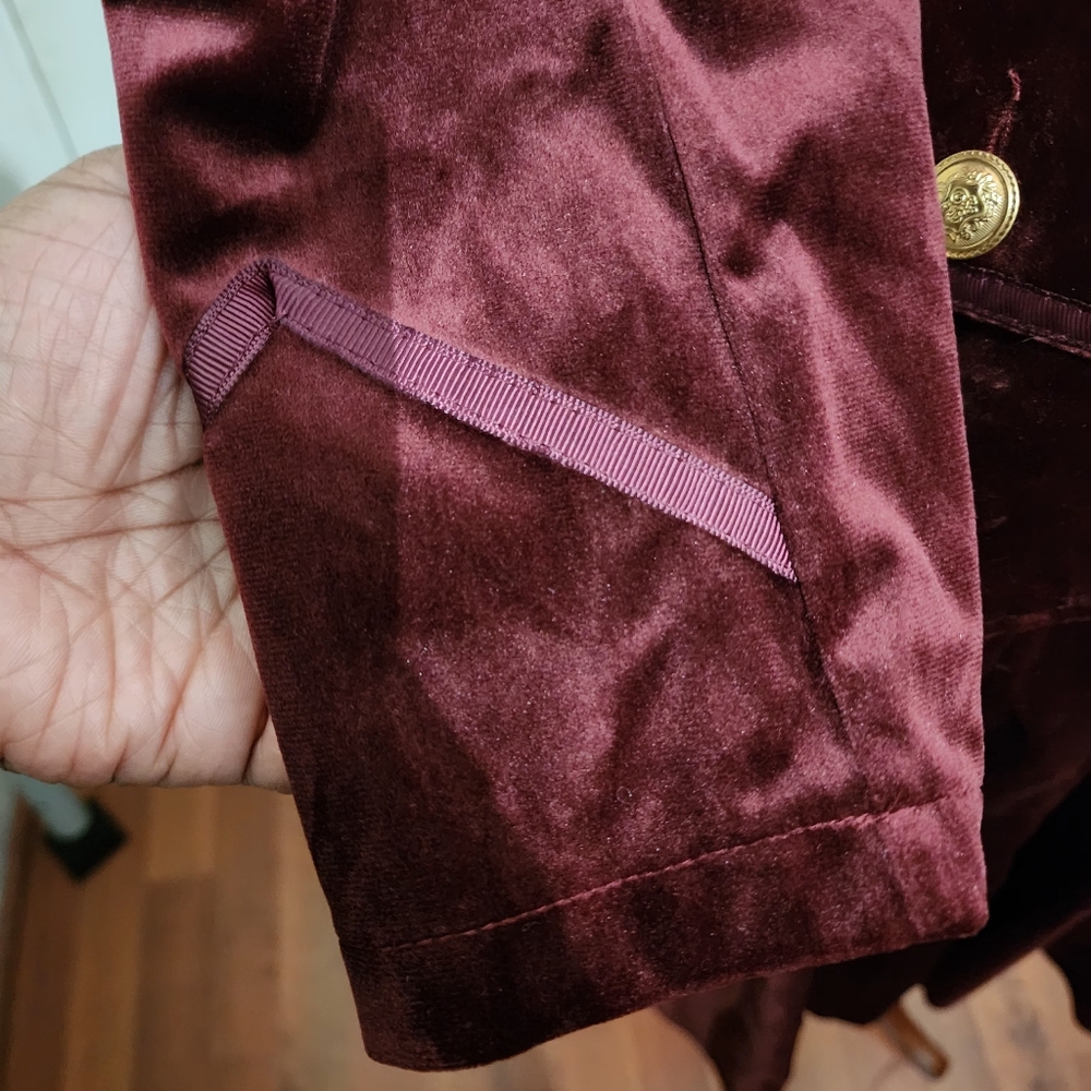 Trish Scully burgundy skirted jacket with gold buttons size 6 Bridgerton jacket - Picture 9 of 11